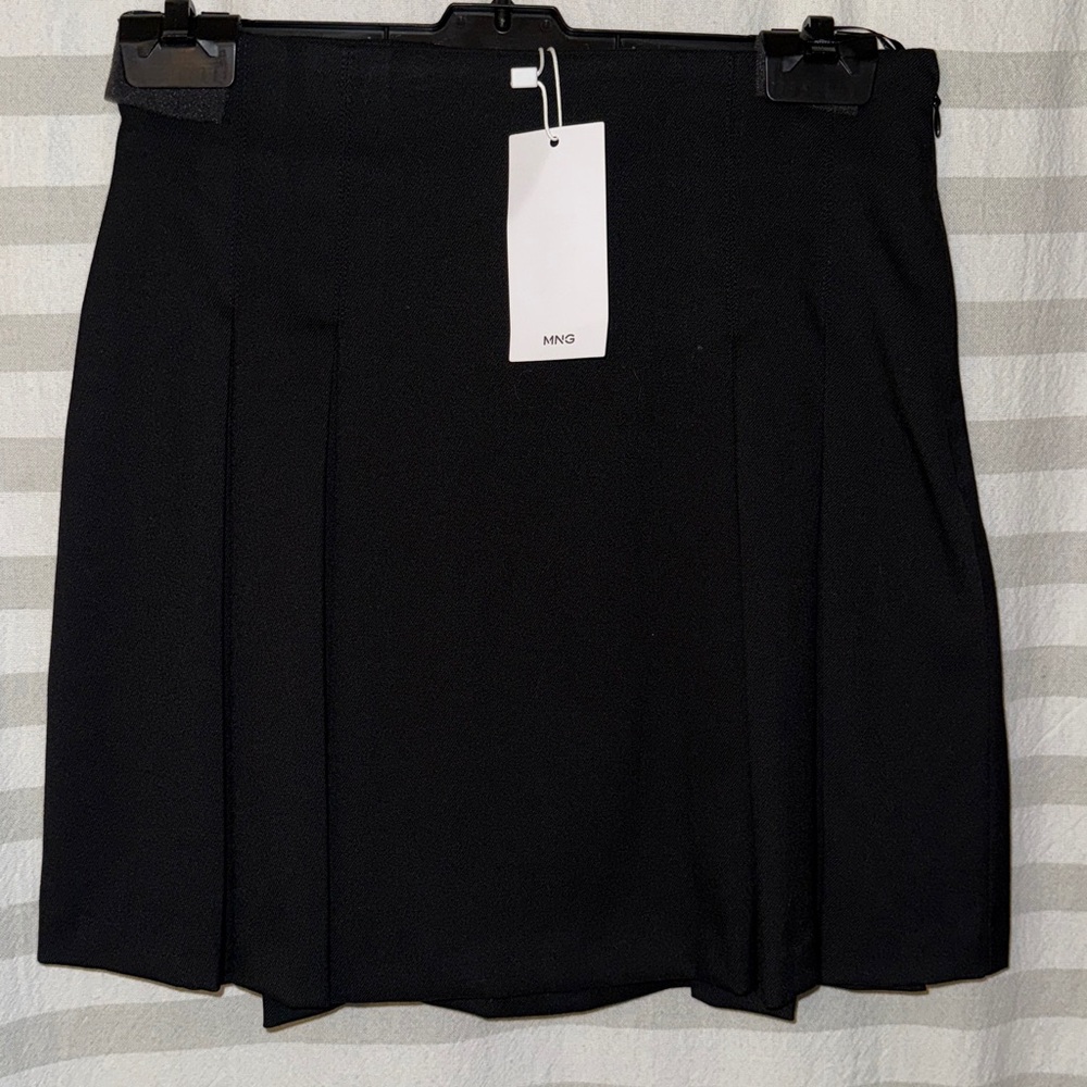 NWT Mango Black pleated mini Skirt, sz 0 - Picture 12 of 15